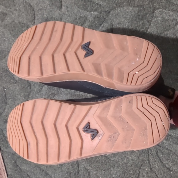 Forsake Lucie Chelsea Waterproof Hiking Sneaker Boots - Picture 5 of 9